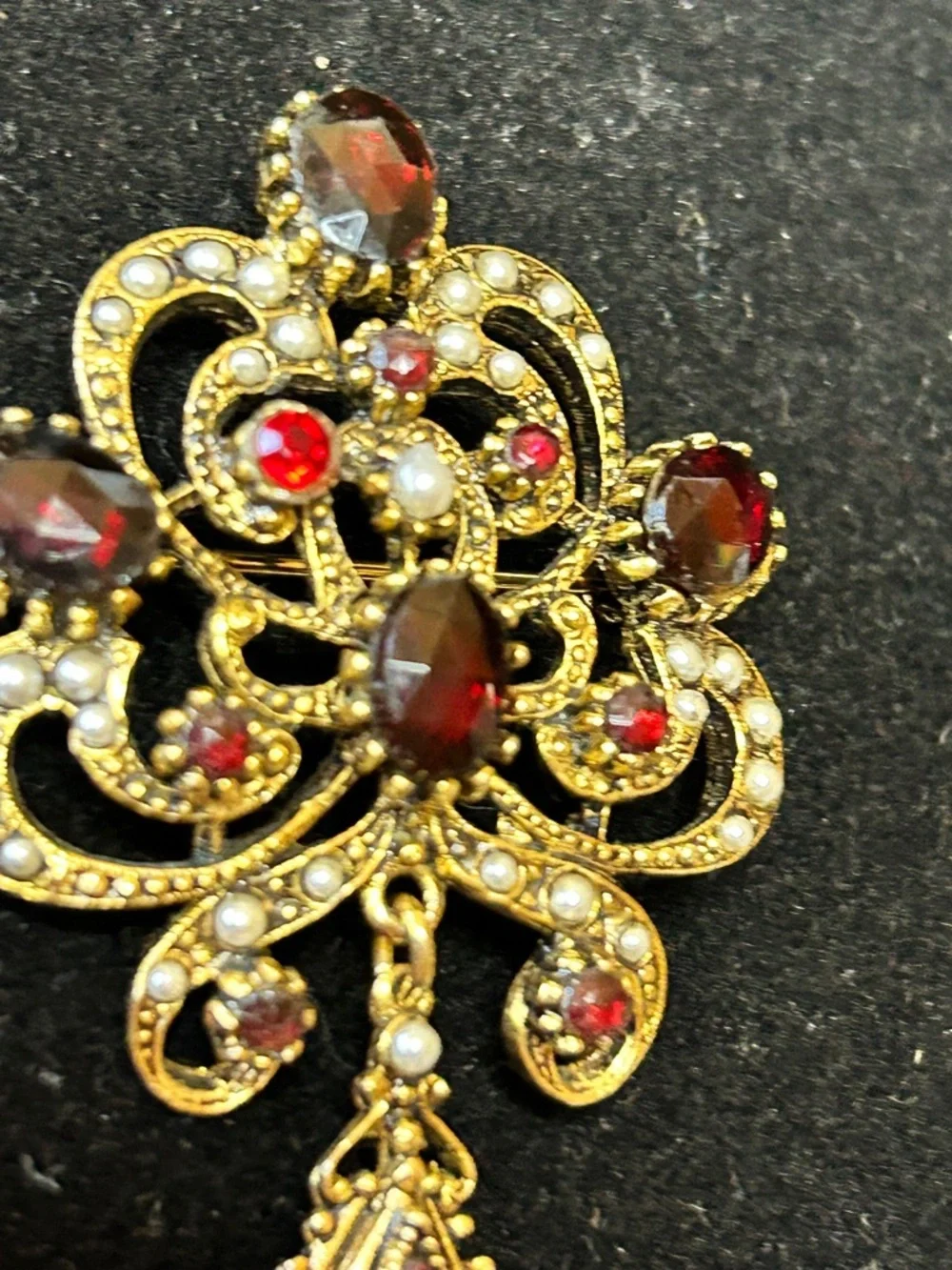 Gold-Tone Red Cabochon Filigree Pendant Brooch - Unbranded